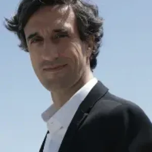 Daniel V. Villamediana