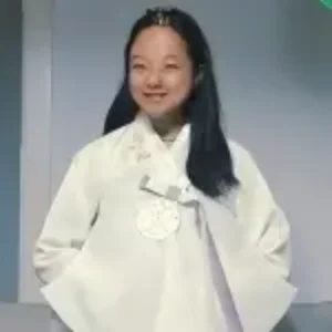 Myeongzhi Song Lim,